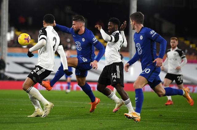 西甲半场：伦布雷拉斯闪击，亚马尔破门，巴萨2-1阿拉维斯