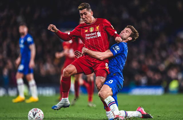 德扑里的“等级压制”：解析职业玩家是如何通过策略降维打击业余玩家。（德州扑克的实力压制：职业玩家如何以策略降维打击业余选手）